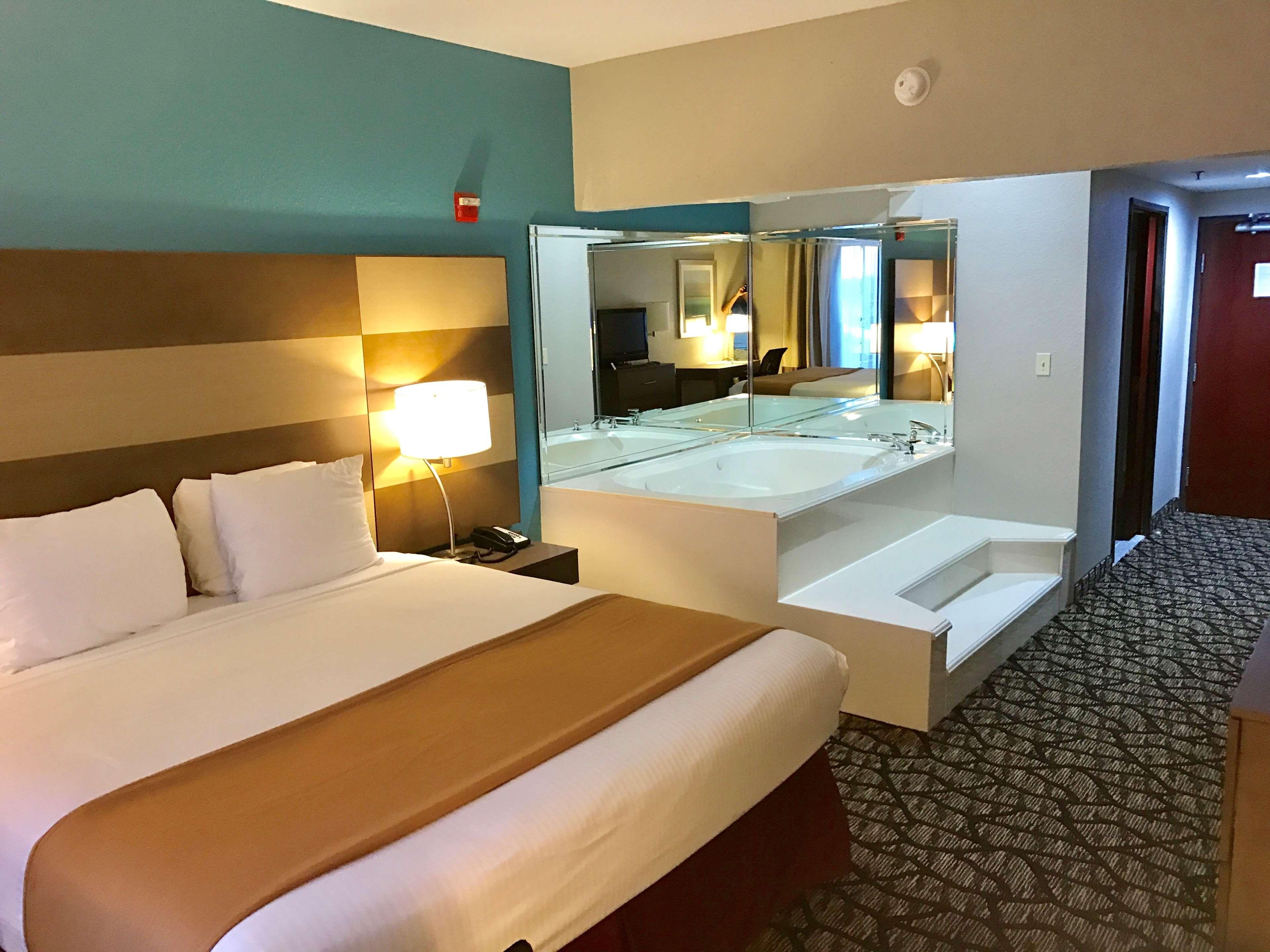 Best Western Executive Inn Seagoville Exterior photo